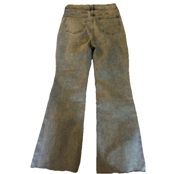 Old Navy Higher High-Rise Flare Secret Smooth Pockets Jeans 12 Blue Light Wash - Picture 2 of 13